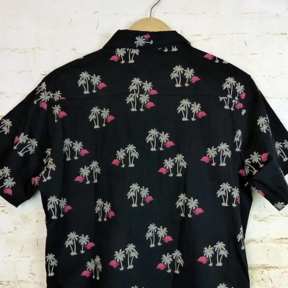 Reverse Threads Button Shirt Mens M Black Tropical Print Short Sleeve Pool Beach - Picture 10 of 10